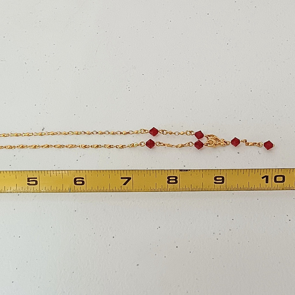 Vintage Avon Faceted Ruby Red Beaded And Gold Tone Necklace - Picture 6 of 6